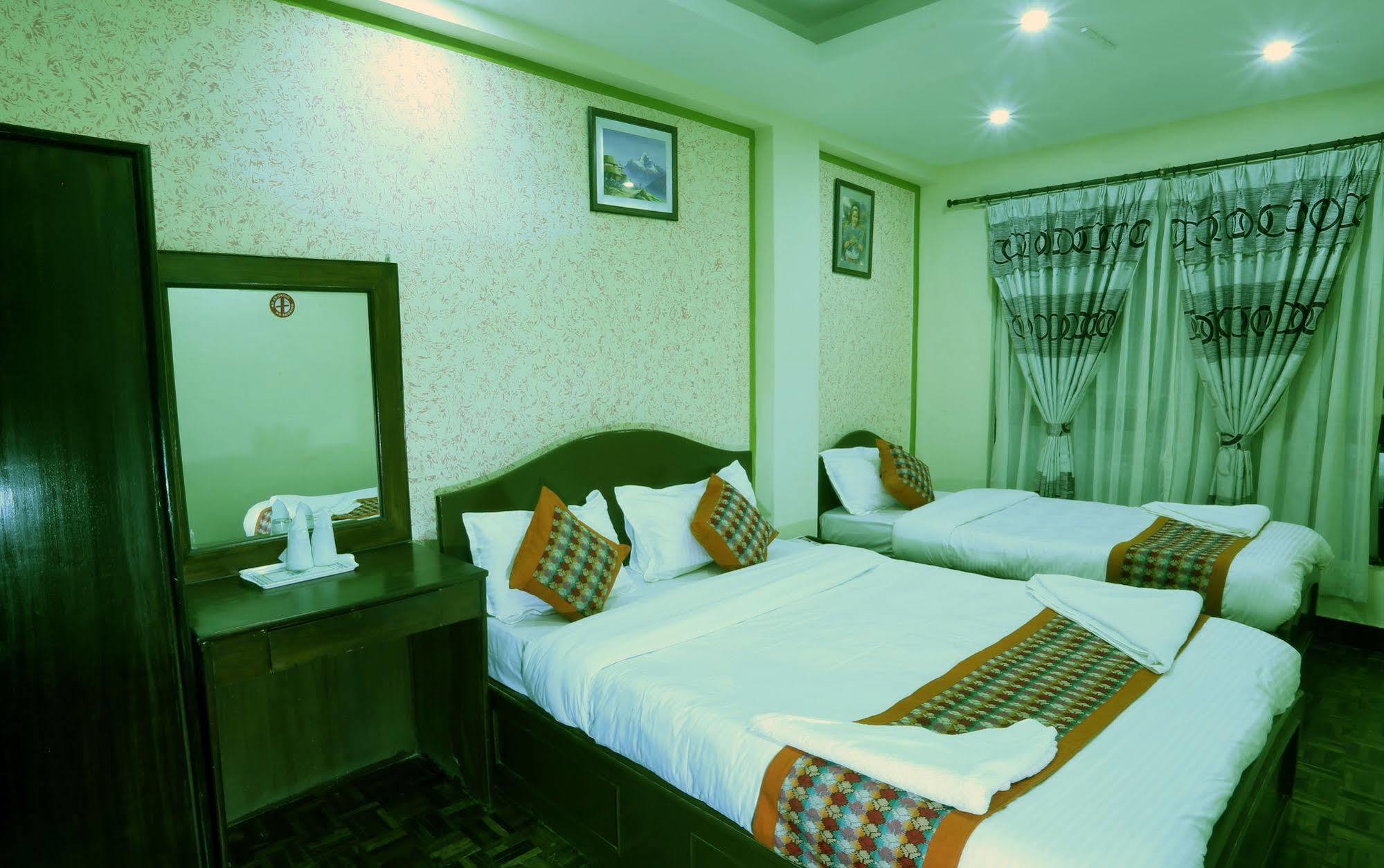 Oyo 153 Aster Hotel Nepal Kathmandu Exterior foto